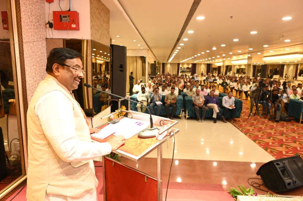 sudhir mungantiwar