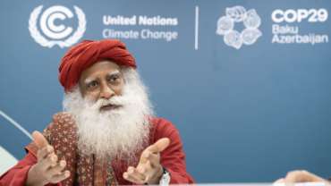 तेलापासून मातीकडे – एक महत्त्वपूर्ण बदल Sadhguru Save Soil COP29