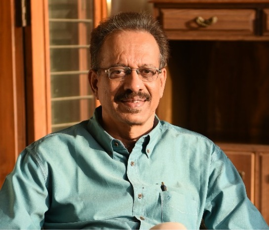 girimitra puraskar girish takale
